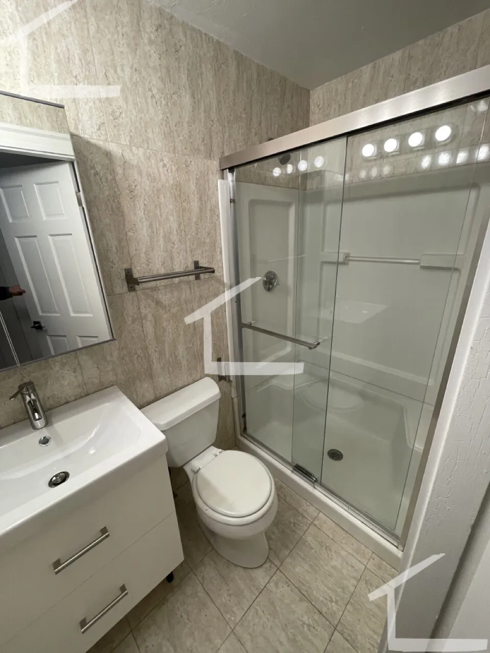 4 bed, 3 bath apartment for rent at 69 Babcock St Unit 8D, North Brookline — photo 7 of 19