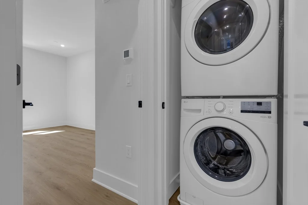 2 bed, 1 bath apartment for rent at 69 Bailey St Unit 308, Dorchester — photo 11 of 14