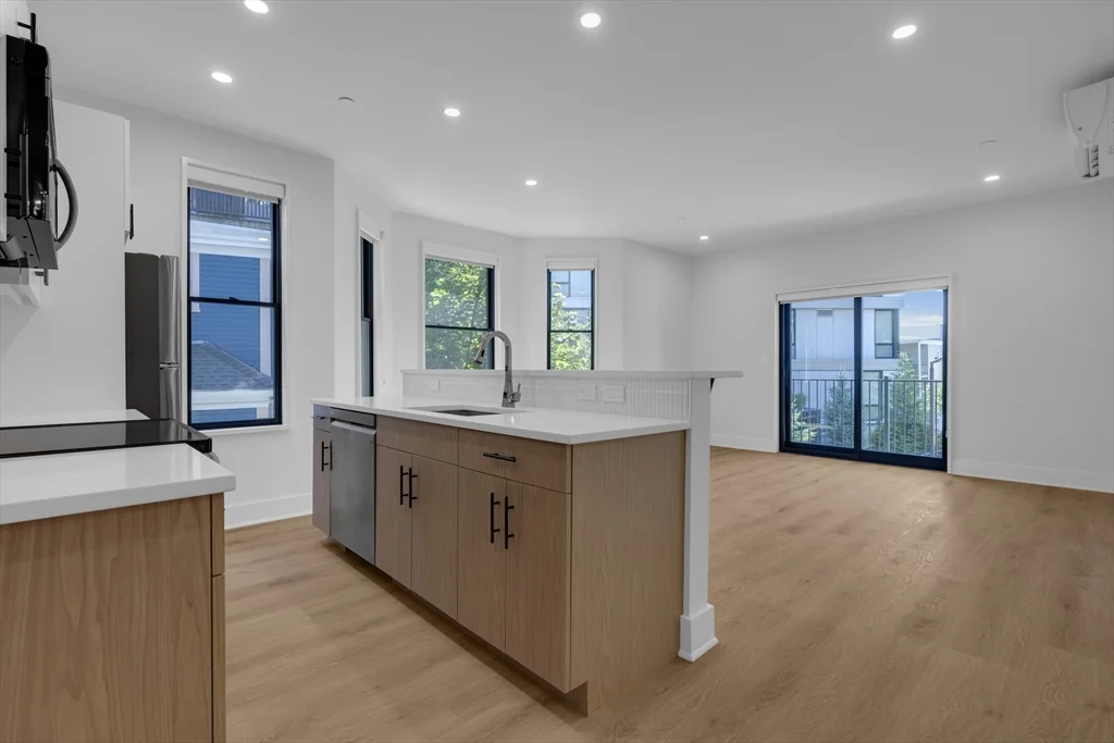2 bed, 1 bath apartment for rent at 69 Bailey St Unit 308, Dorchester — photo 1 of 14