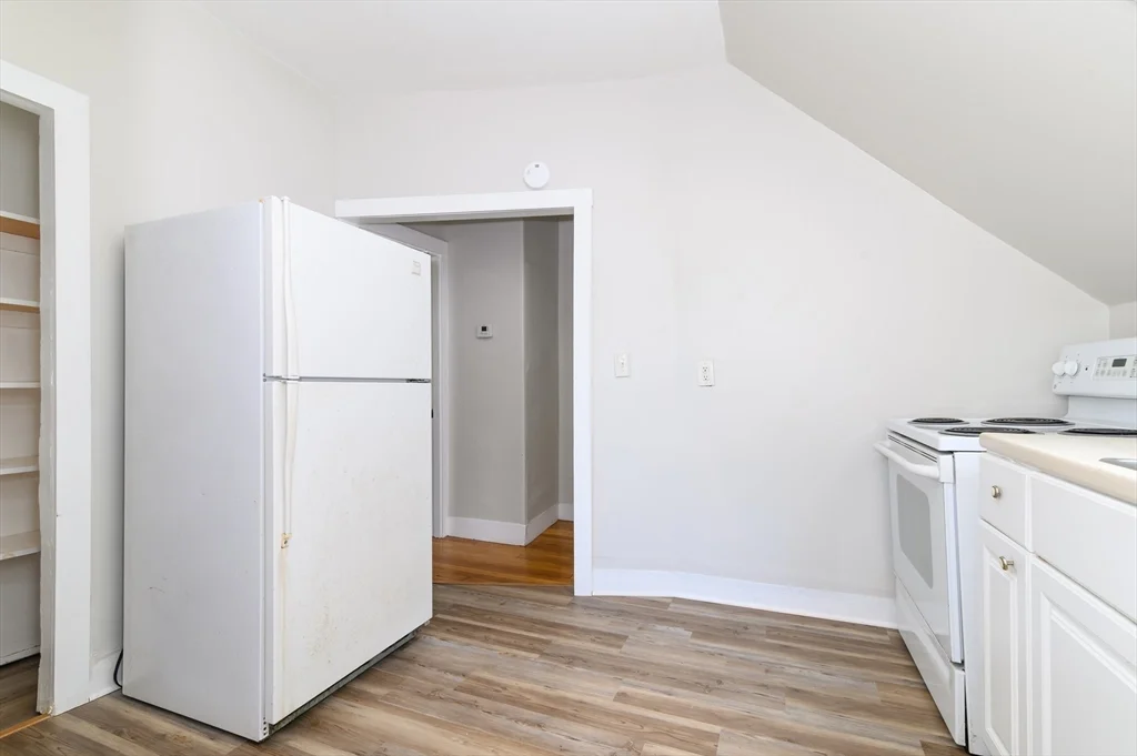 1 bed, 1 bath apartment for rent at 69 Beacon Park Unit 2, Brockton — photo 4 of 9