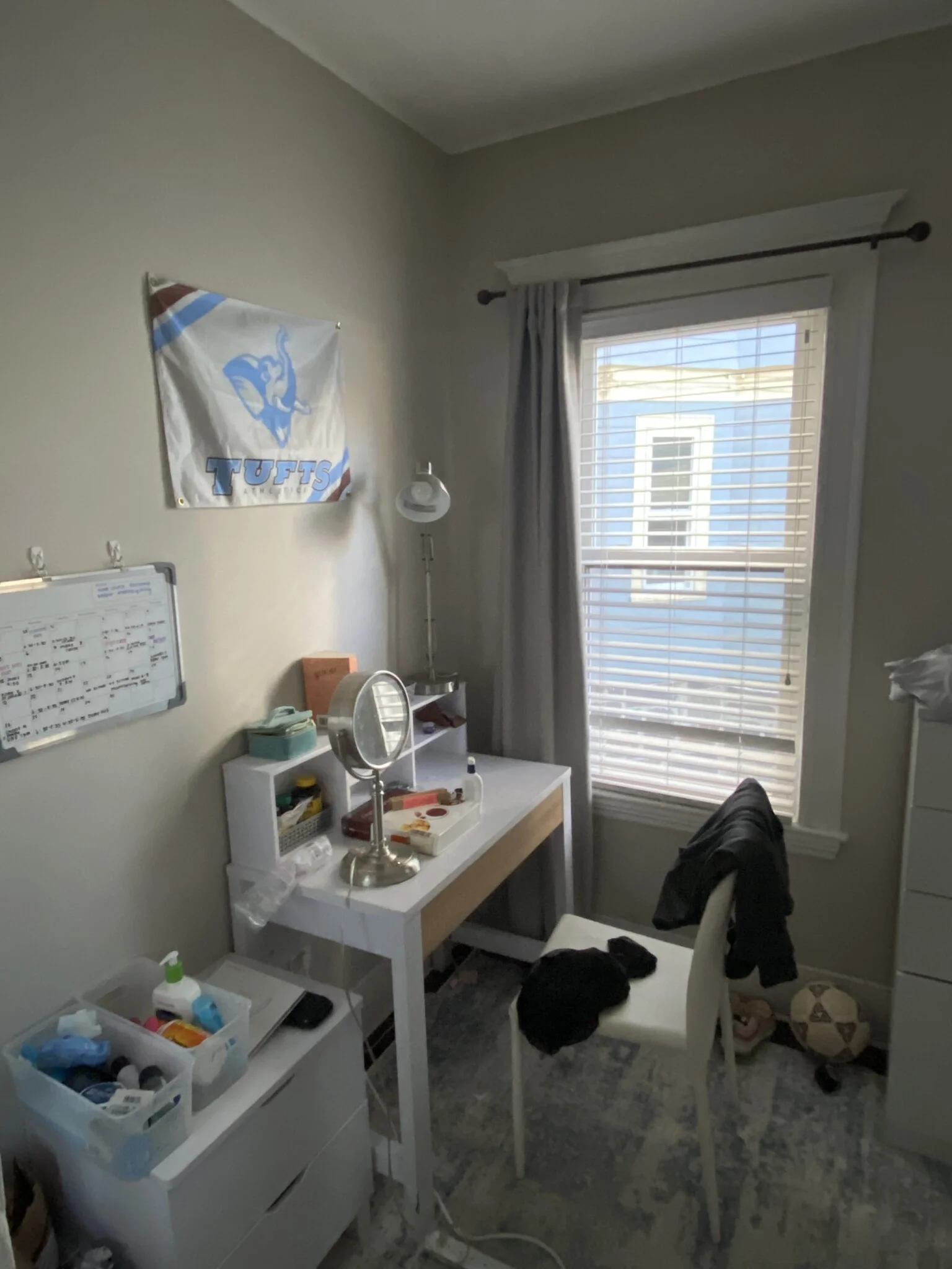 4 bed, 2 bath apartment for rent at 69 Bromfield Rd Unit 1, Tufts — photo 9 of 10