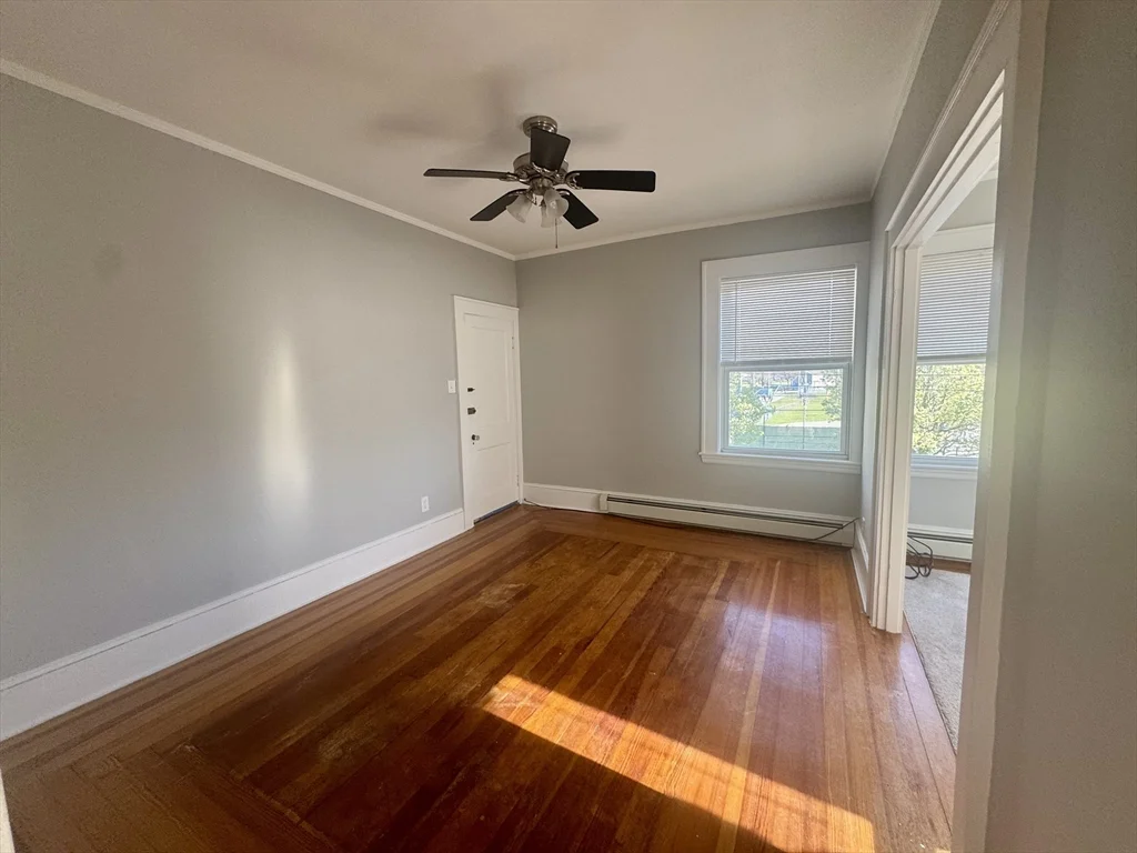 1 bed, 1 bath apartment for rent at 69 Brooklawn St Unit B, Far North — photo 9 of 19