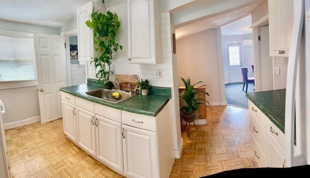 3 bed, 1 bath apartment for rent at 69 Castle Rd Unit 2, Nahant — photo 7 of 16