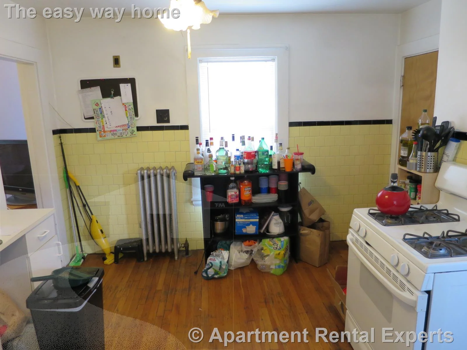 3 bed, 1 bath apartment for rent at 69 Cedar St Unit 2, Porter Square — photo 3 of 9