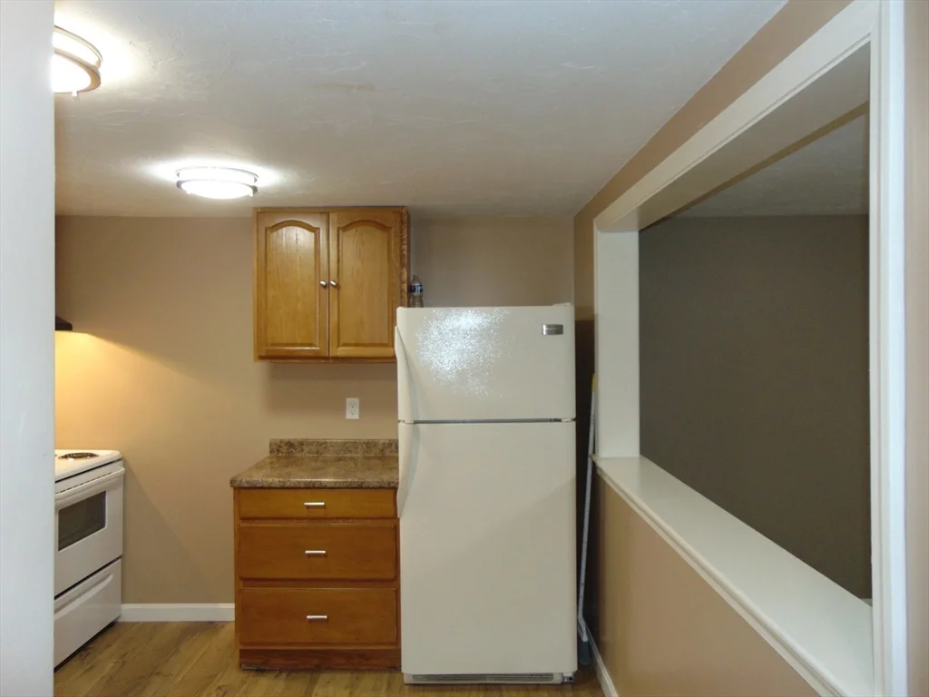 2 bed, 1 bath apartment for rent at 69 Chapel St Unit A, Shirley — photo 4 of 40