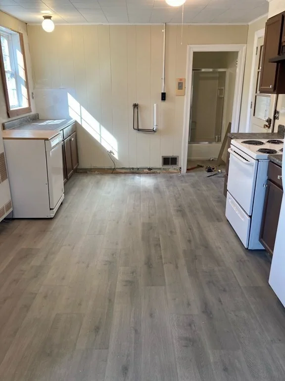 2 bed, 1 bath apartment for rent at 69 Chapel St Unit R, Shirley — photo 2 of 24