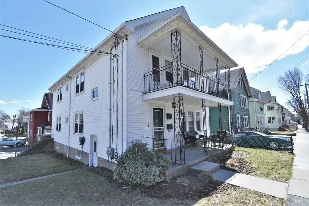 2 bed, 1 bath apartment for rent at 69 Chapman St Unit 1, Watertown — photo 2 of 20