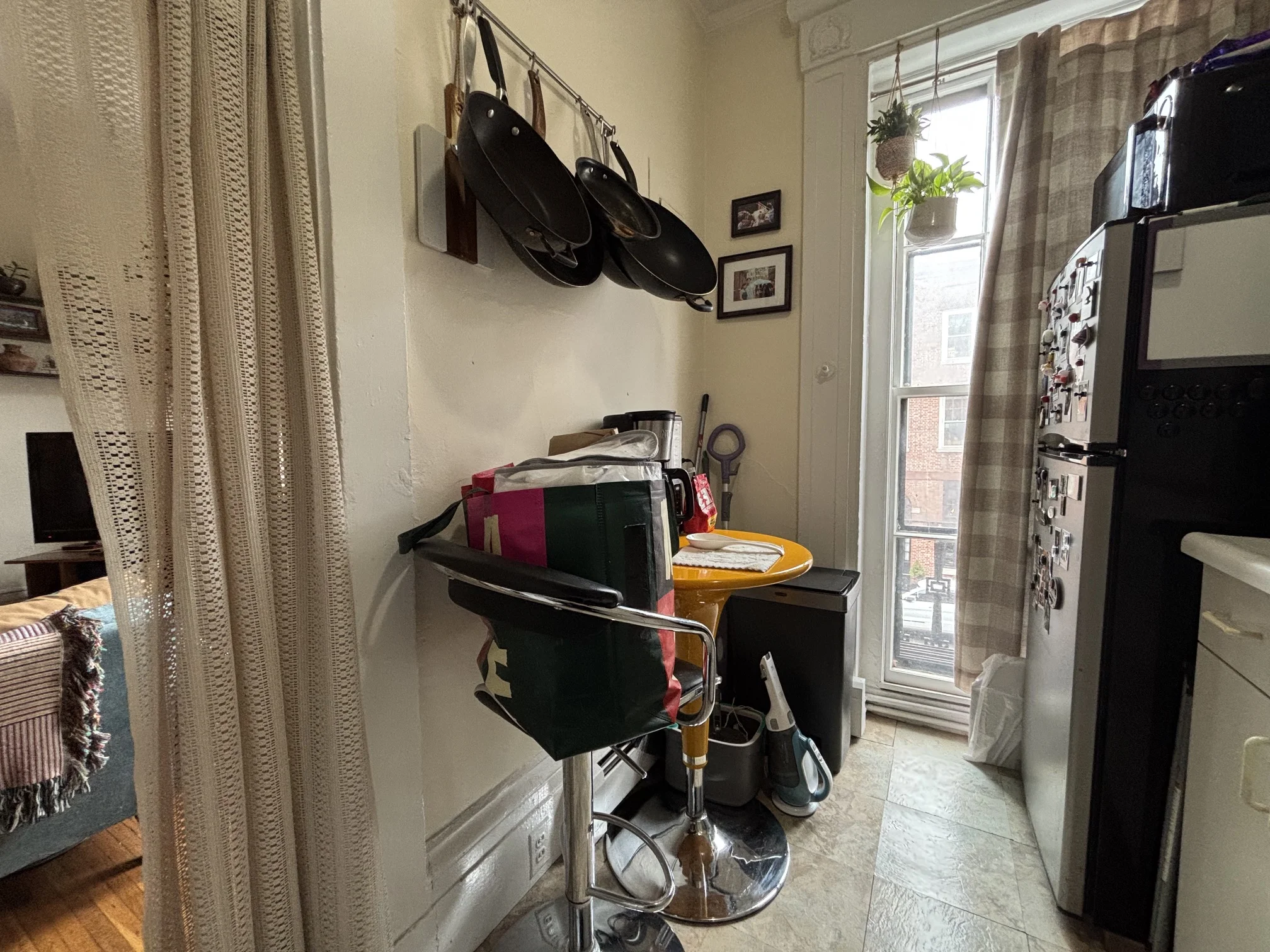 1 bed, 1 bath apartment for rent at 69 Charles St Unit 1, Beacon Hill — photo 6 of 14