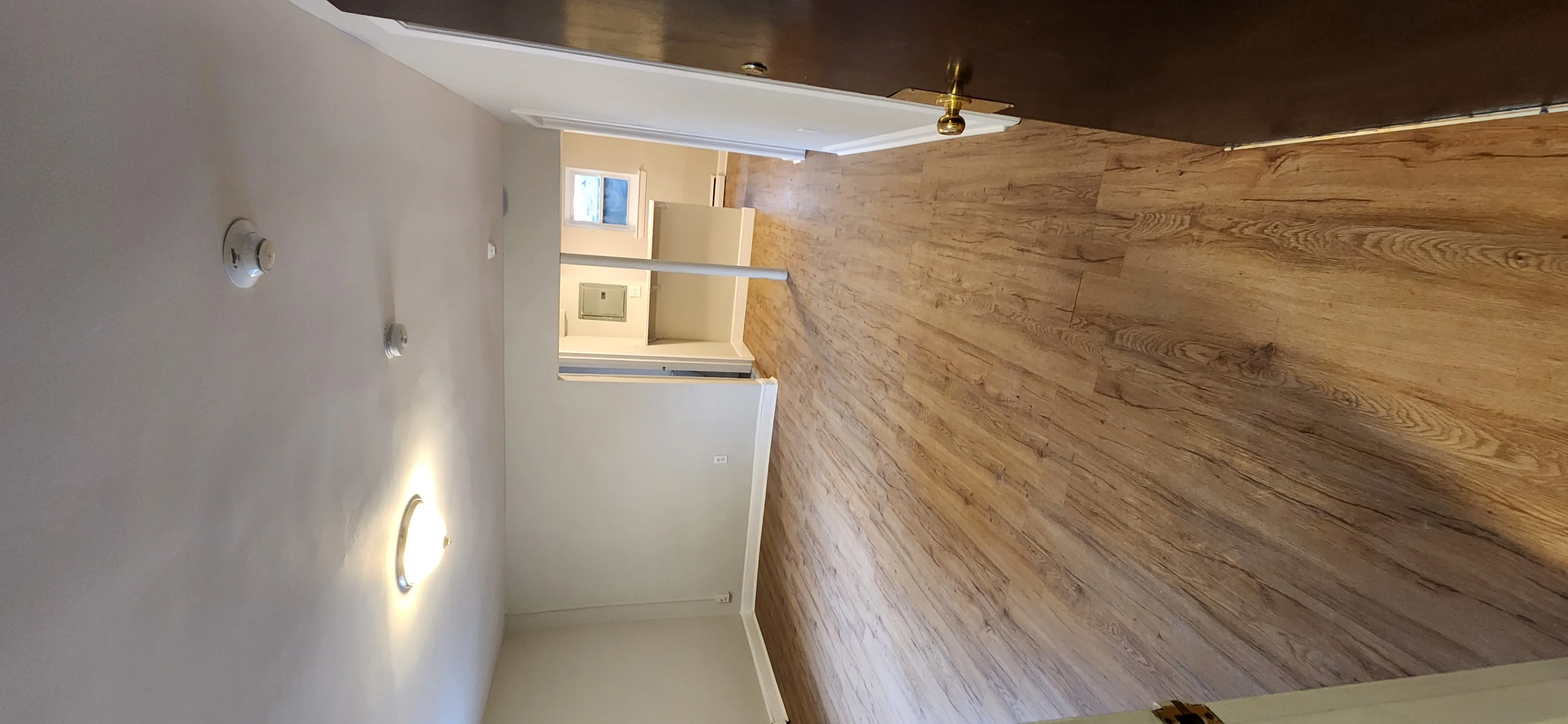3 bed, 1 bath apartment for rent at 69 Chiswick Rd Unit 2, Brighton — photo 7 of 33