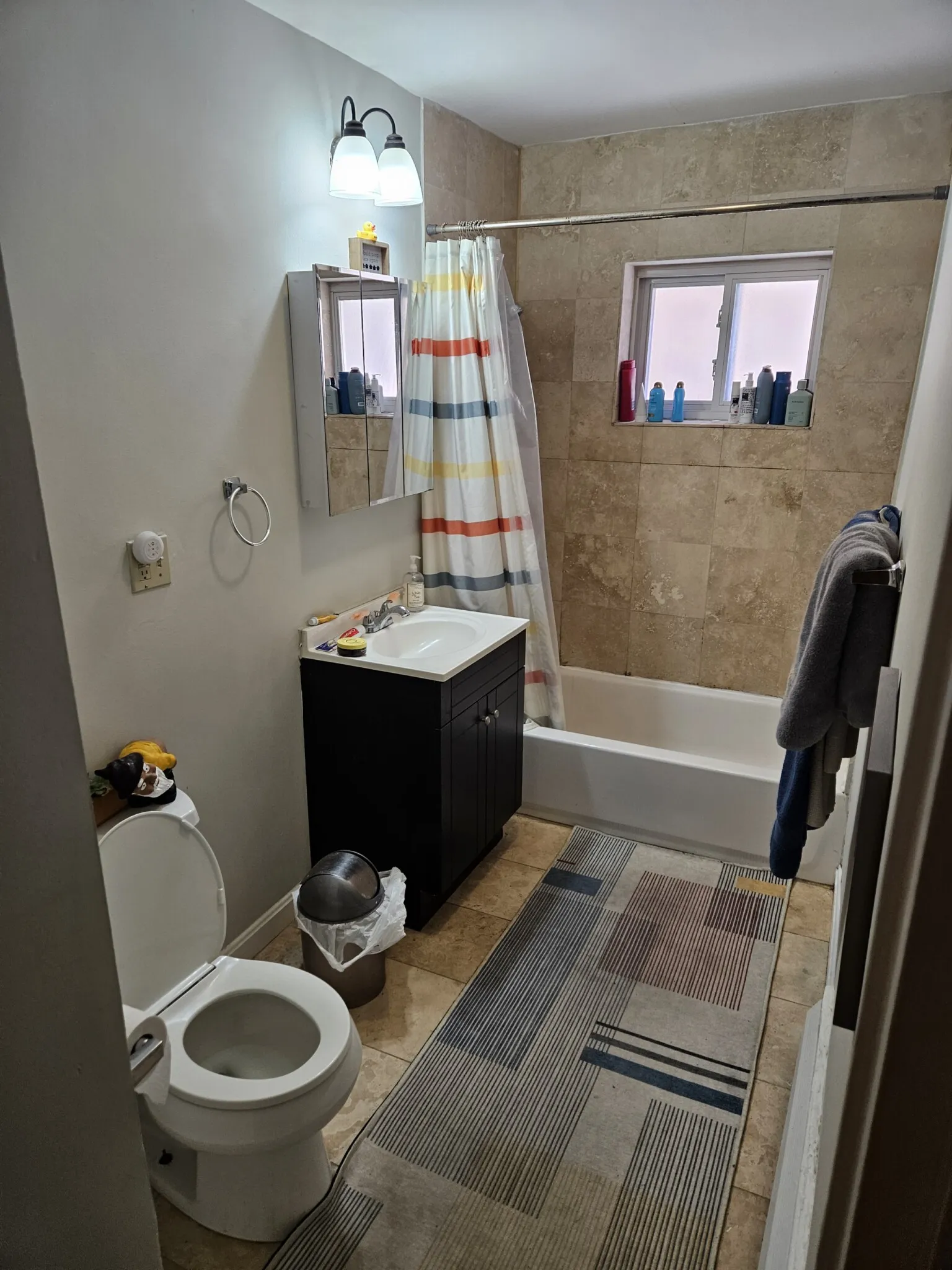 2 bed, 1 bath apartment for rent at 69 Chiswick Rd Unit 3, Brighton — photo 18 of 26