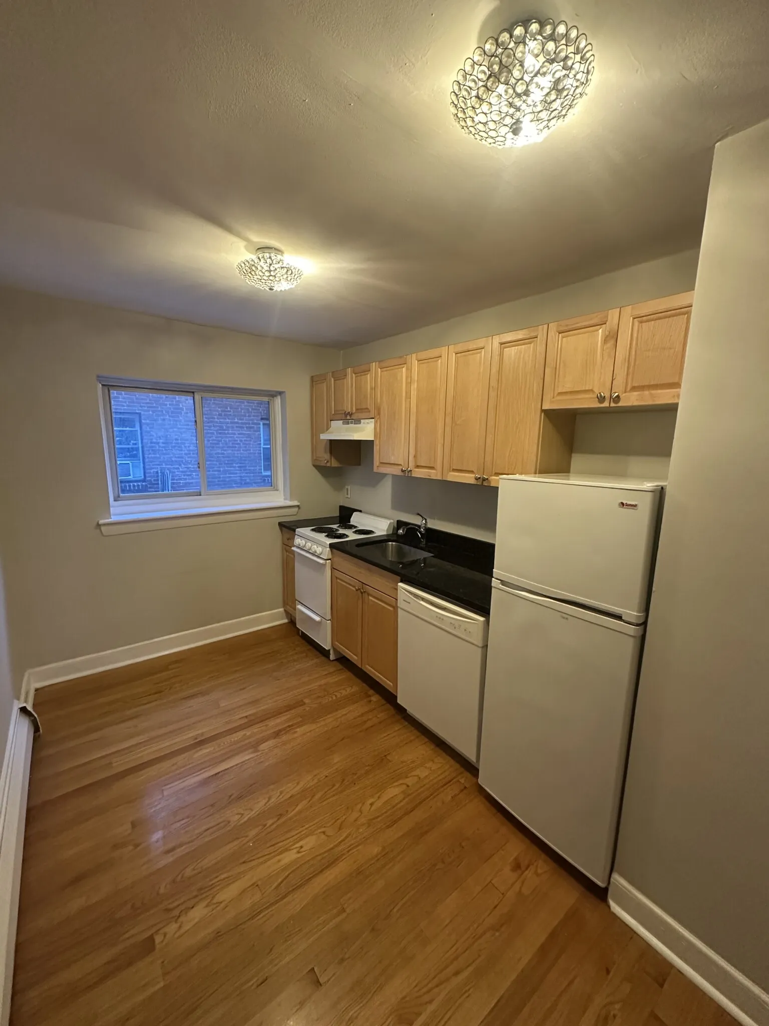 2 bed, 1 bath apartment for rent at 69 Chiswick Rd Unit 3, Brighton — photo 1 of 26