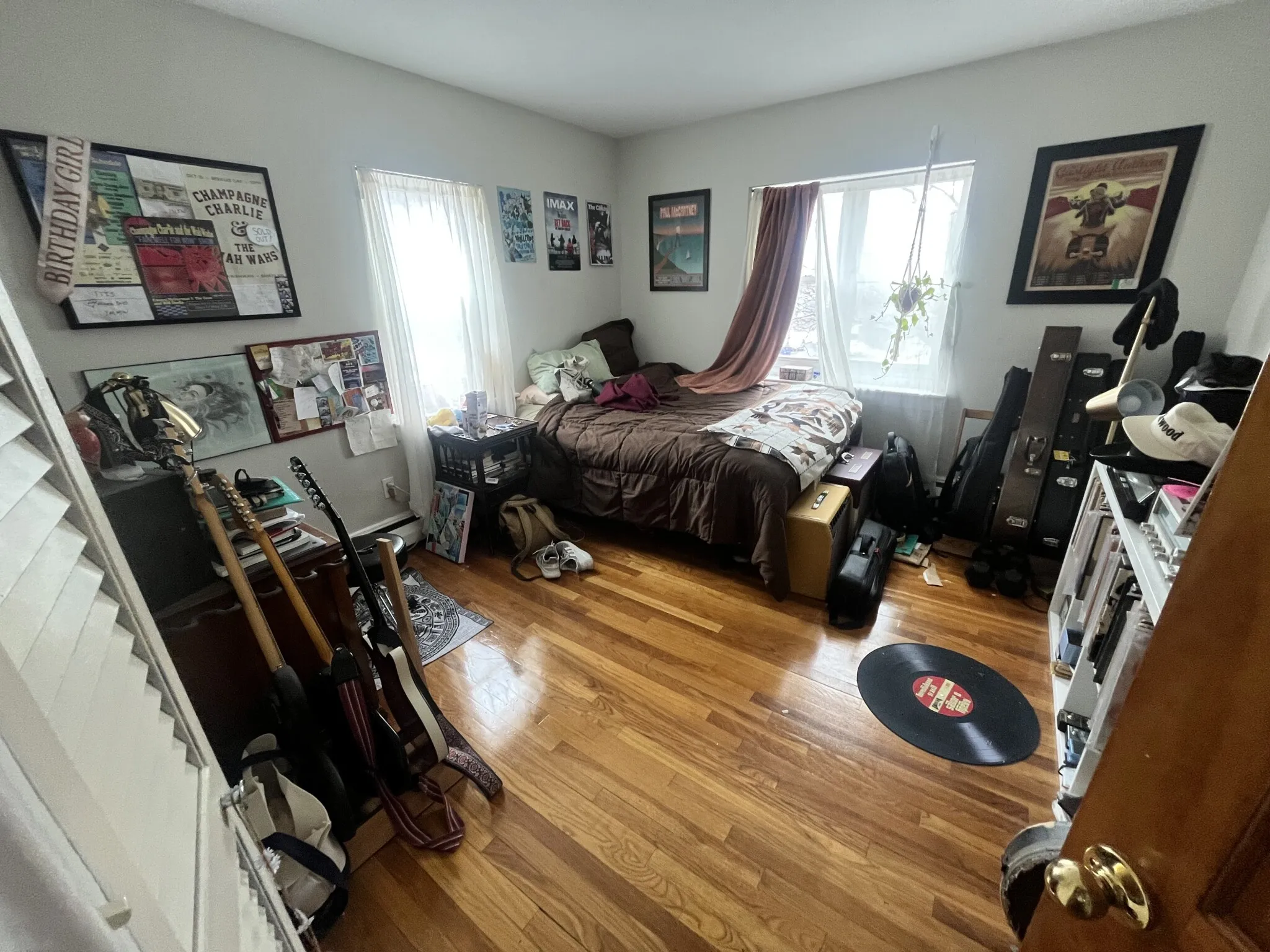 2 bed, 1 bath apartment for rent at 69 Chiswick Rd Unit 3, Brighton — photo 11 of 26