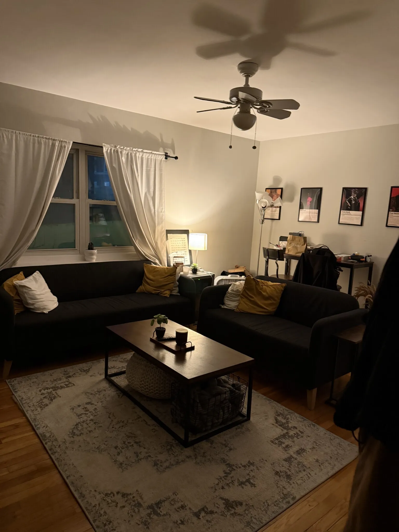 1 bed, 1 bath apartment for rent at 69 Chiswick Rd Unit 4, Brighton — photo 3 of 16