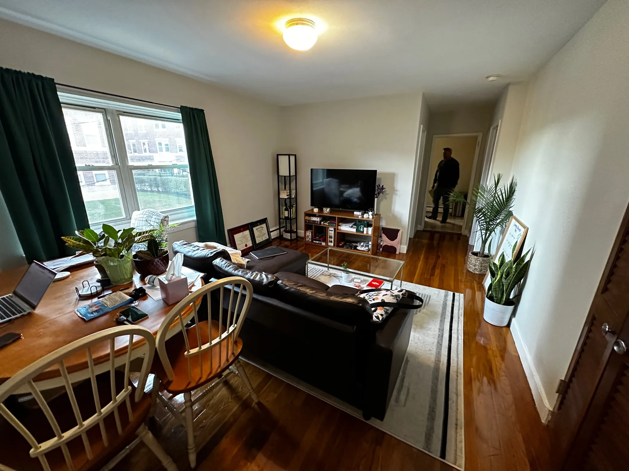 1 bed, 1 bath apartment for rent at 69 Chiswick Rd Unit 7, Brighton — photo 1 of 4