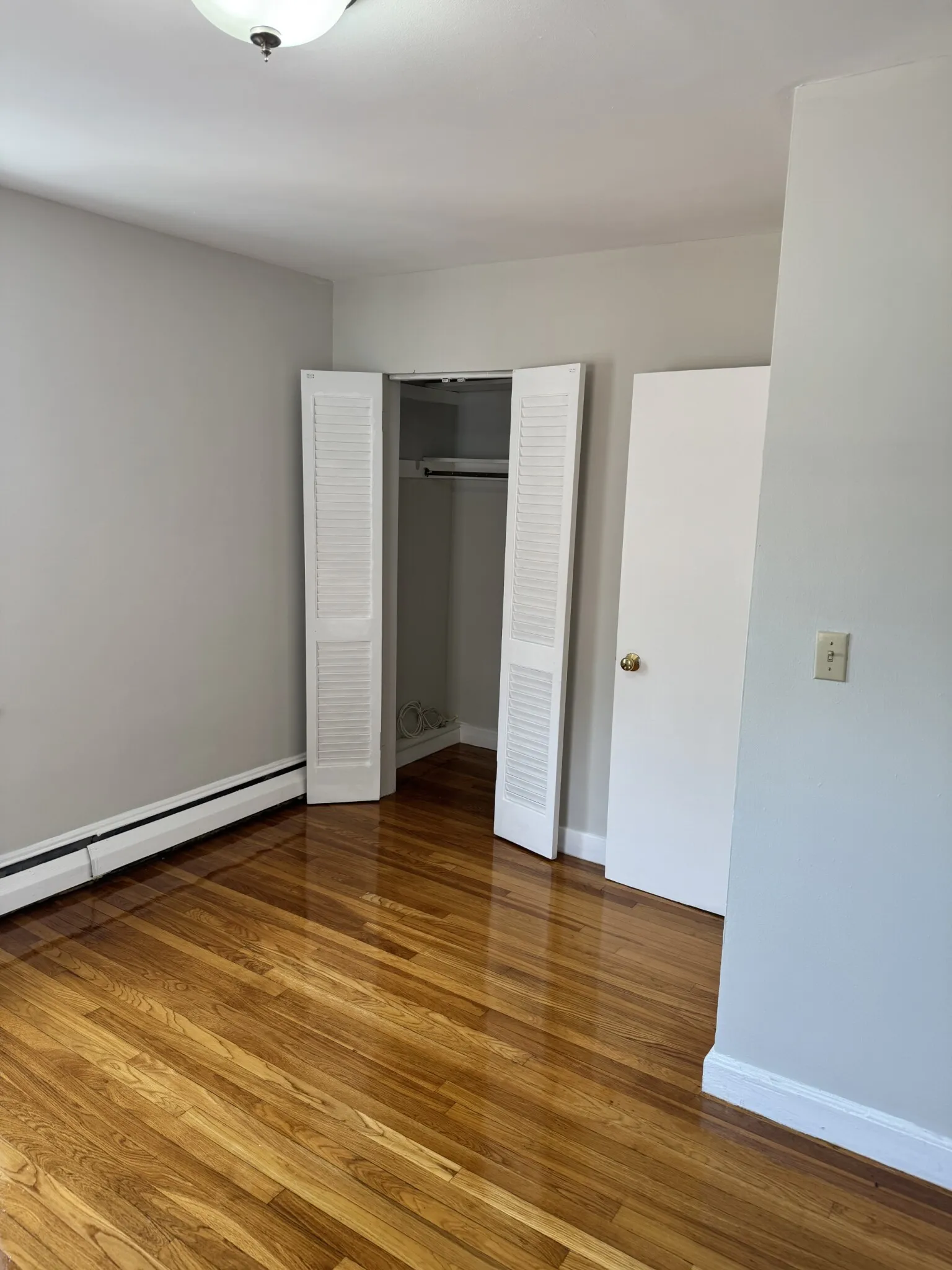 2 bed, 1 bath apartment for rent at 69 Chiswick Rd Unit 9, Brighton — photo 4 of 19