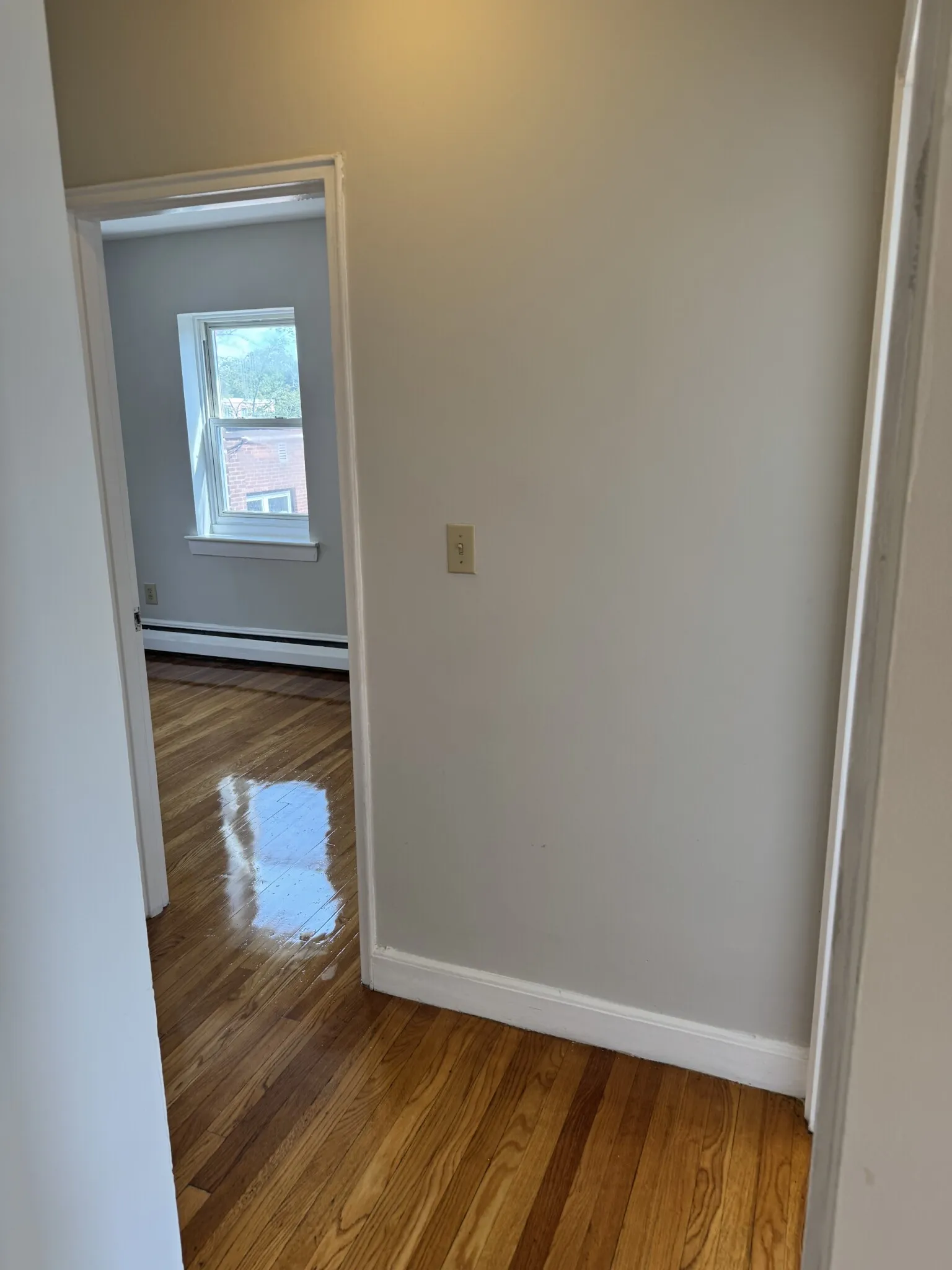 2 bed, 1 bath apartment for rent at 69 Chiswick Rd Unit 9, Brighton — photo 2 of 19