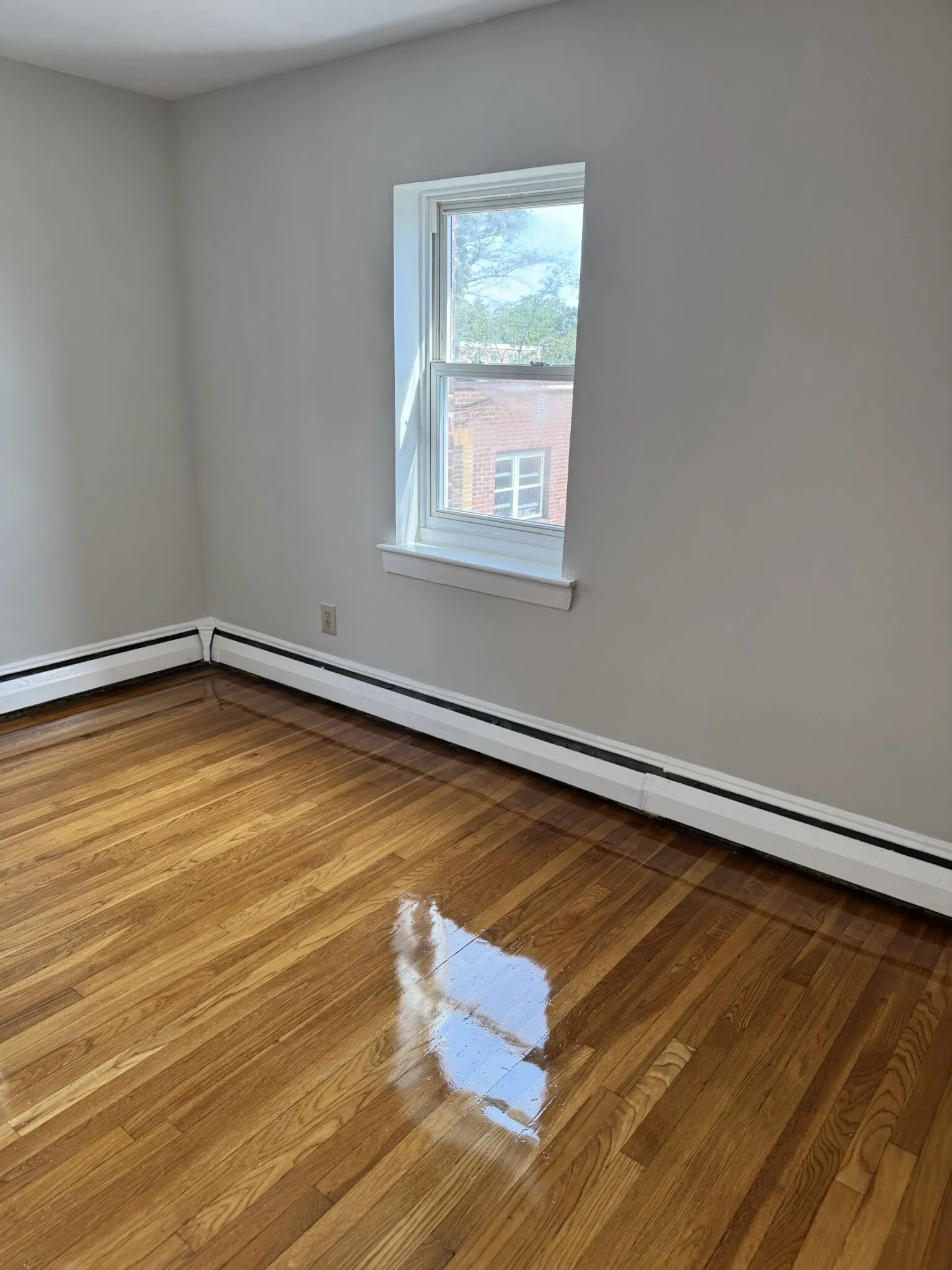 2 bed, 1 bath apartment for rent at 69 Chiswick Rd Unit 9, Brighton — photo 3 of 19