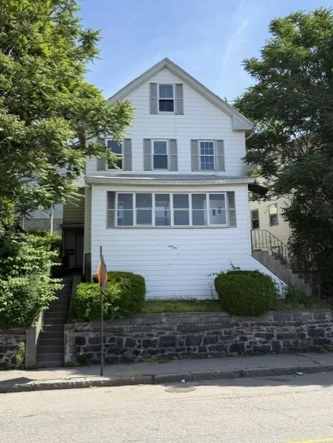 2 bed, 1 bath apartment for rent at 69 E Central St Unit 2, Worcester — photo 1 of 9