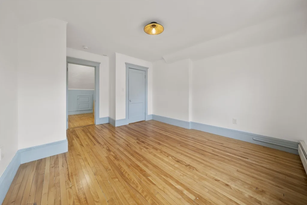 2 bed, 1 bath apartment for rent at 69 Endicott Unit 3, Salem — photo 2 of 21
