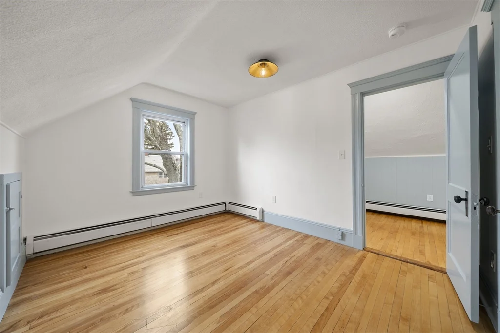 2 bed, 1 bath apartment for rent at 69 Endicott Unit 3, Salem — photo 9 of 21