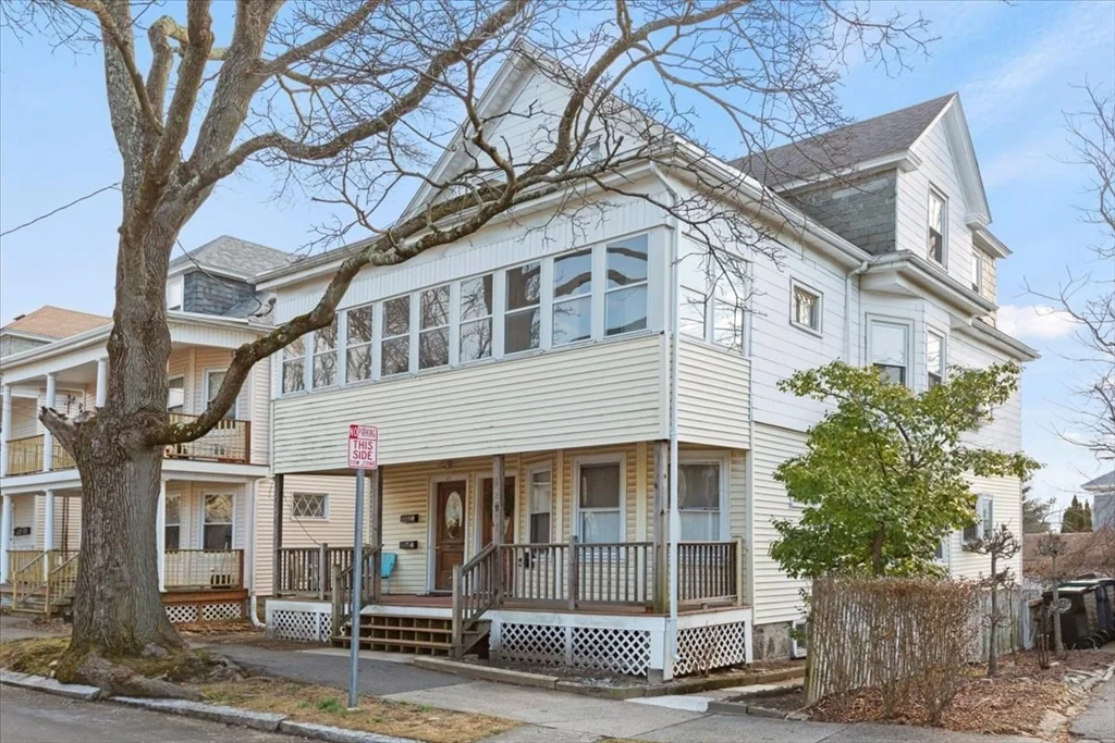 2 bed, 1 bath apartment for rent at 69 Endicott Unit 3, Salem — photo 1 of 21