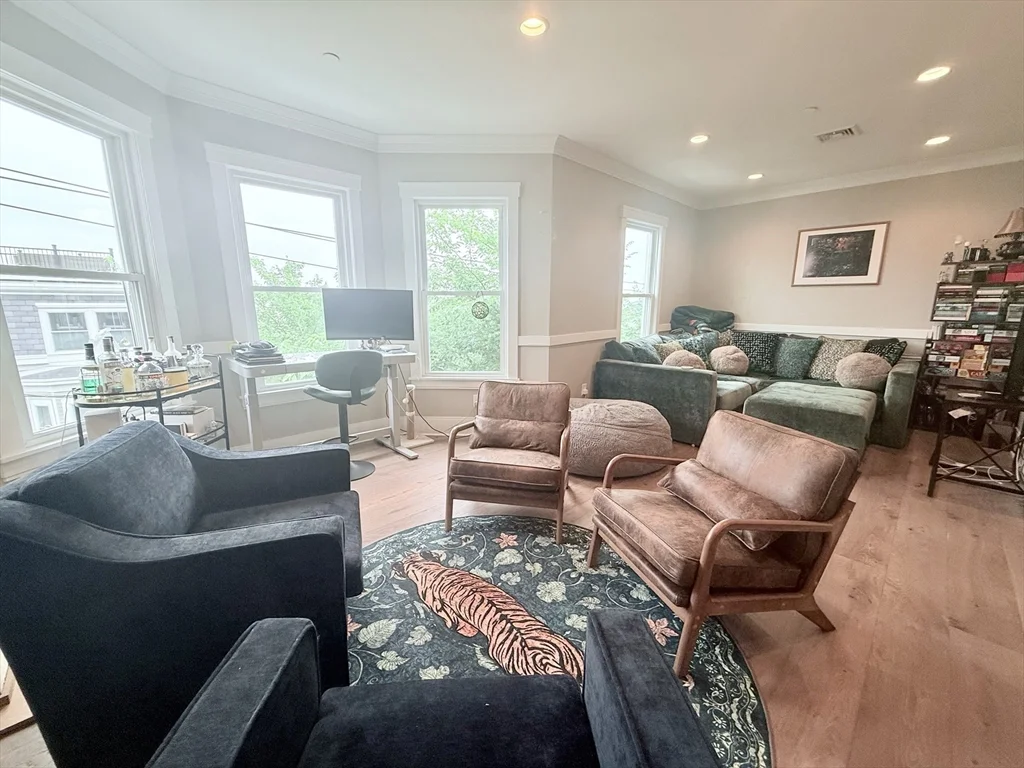 2 bed, 2 bath apartment for rent at 69 Falcon St Unit 3, East Boston — photo 4 of 18