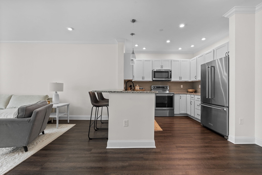 1 bed, 1 bath apartment for rent at 69 Foundry St Unit 305, Wakefield — photo 10 of 34
