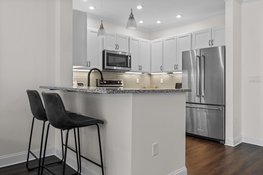 1 bed, 1 bath apartment for rent at 69 Foundry St Unit 305, Wakefield — photo 7 of 34