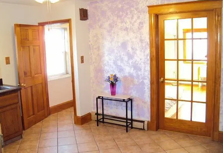 2.5 bed, 1 bath apartment for rent at 69 Gore St Unit 2f, East Cambridge — photo 2 of 9