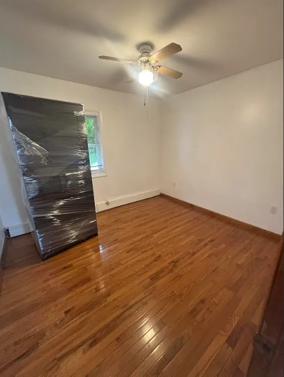 2.5 bed, 1 bath apartment for rent at 69 Gore St Unit 2f, East Cambridge — photo 7 of 9
