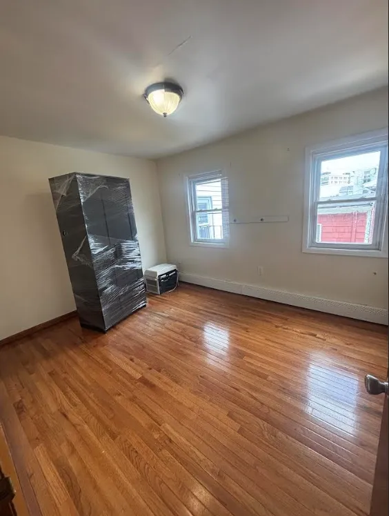 2.5 bed, 1 bath apartment for rent at 69 Gore St Unit 2f, East Cambridge — photo 6 of 9