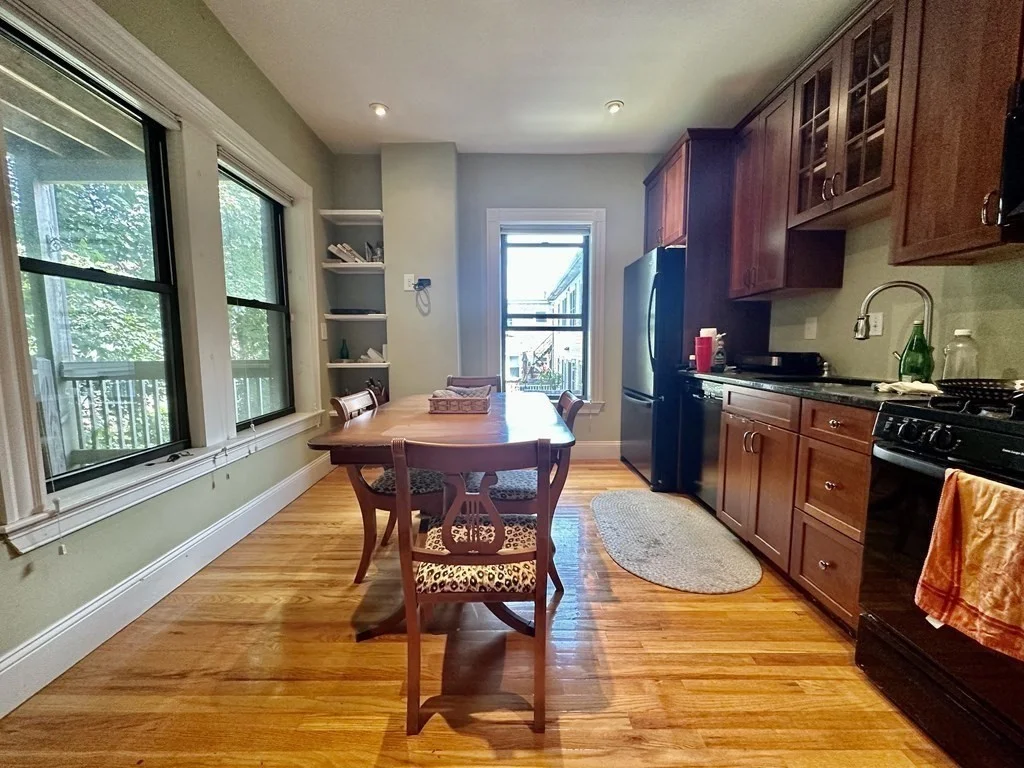 2 bed, 1.5 bath apartment for rent at 69 Highland St Unit 2, Roxbury — photo 2 of 25