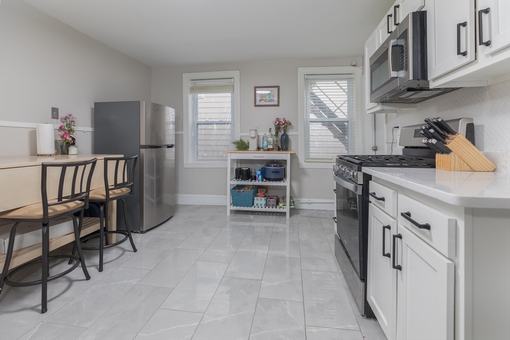 2 bed, 1 bath apartment for rent at 69 I St Unit 2, South Boston — photo 5 of 14