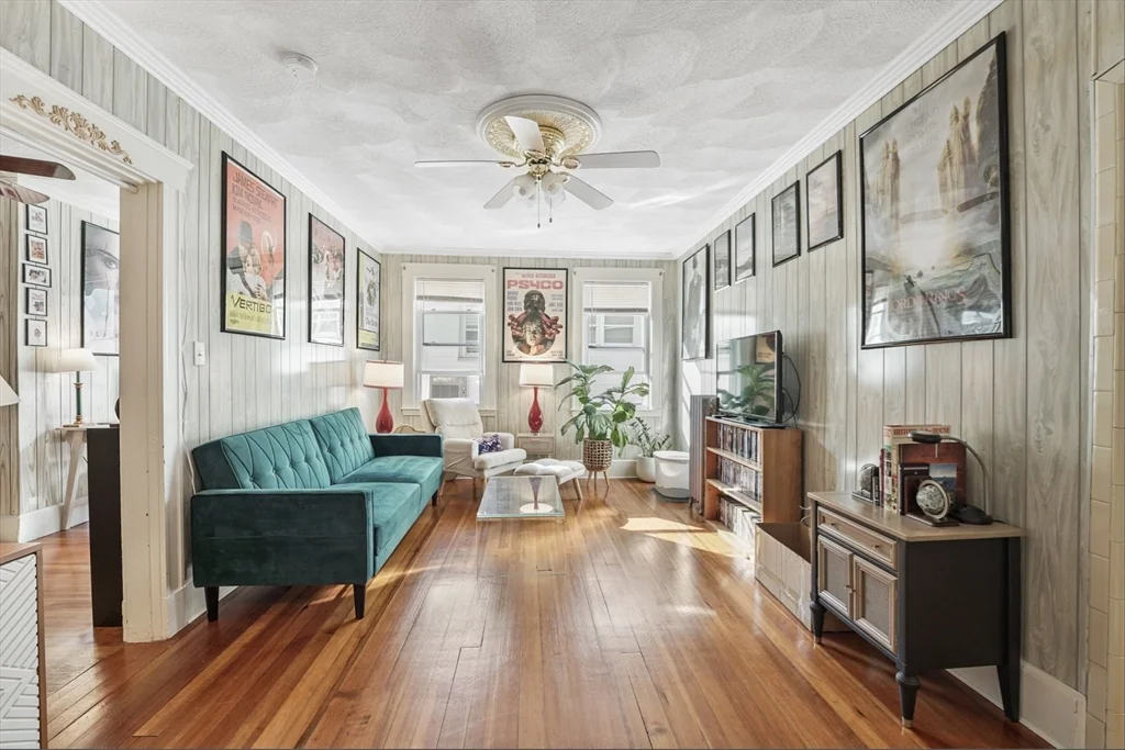 1 bed, 1 bath apartment for rent at 69 Jaques St Unit 3, Winter Hill — photo 3 of 6