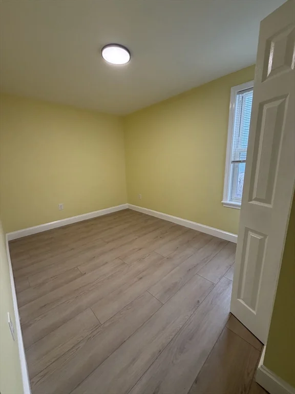 3 bed, 1 bath apartment for rent at 69 Jencks St Unit 2, Fall River — photo 3 of 11