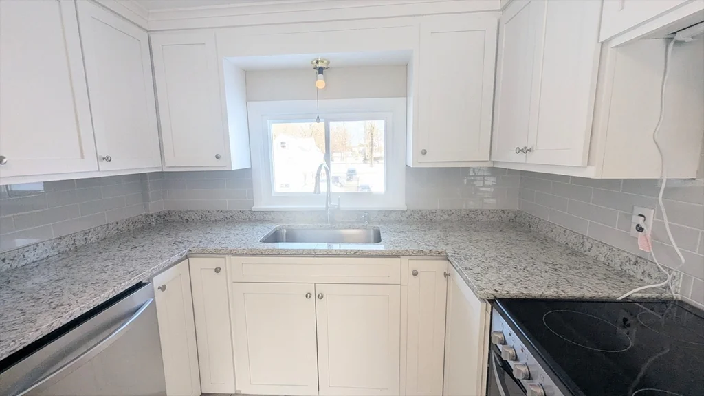 2 bed, 1 bath apartment for rent at 69 Main St Unit 2, Foxboro — photo 8 of 17