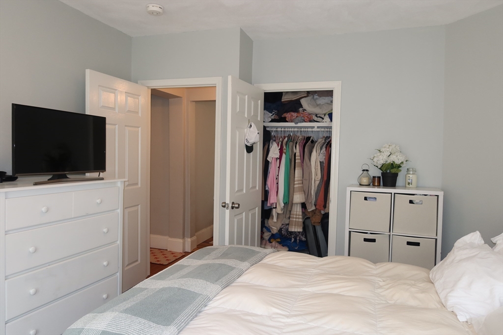 3 bed, 1 bath apartment for rent at 69 Marine Rd Unit 2, South Boston — photo 8 of 19
