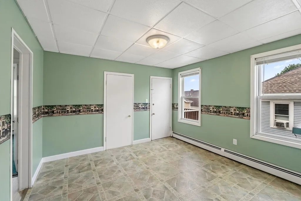 4 bed, 1 bath apartment for rent at 69 Nesmith Unit 69, Lawrence — photo 10 of 13