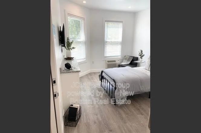 Studio bed, 1 bath apartment for rent at 69 North Common Unit 23, Lynn — photo 3 of 6