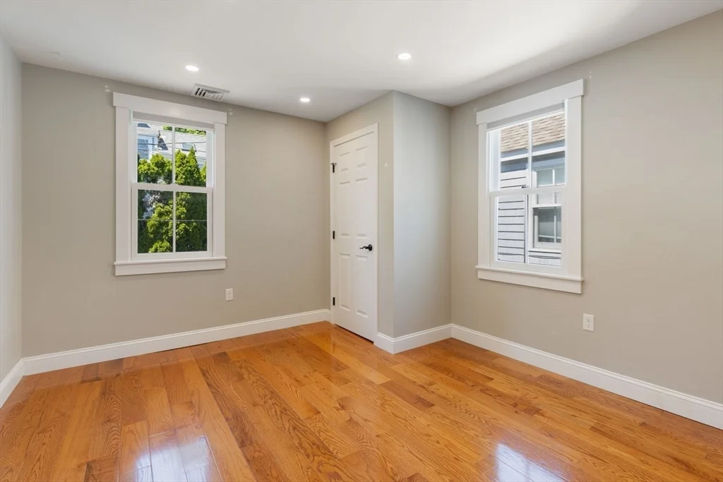 2 bed, 1 bath apartment for rent at 69 North St Unit 69, Hingham — photo 8 of 15