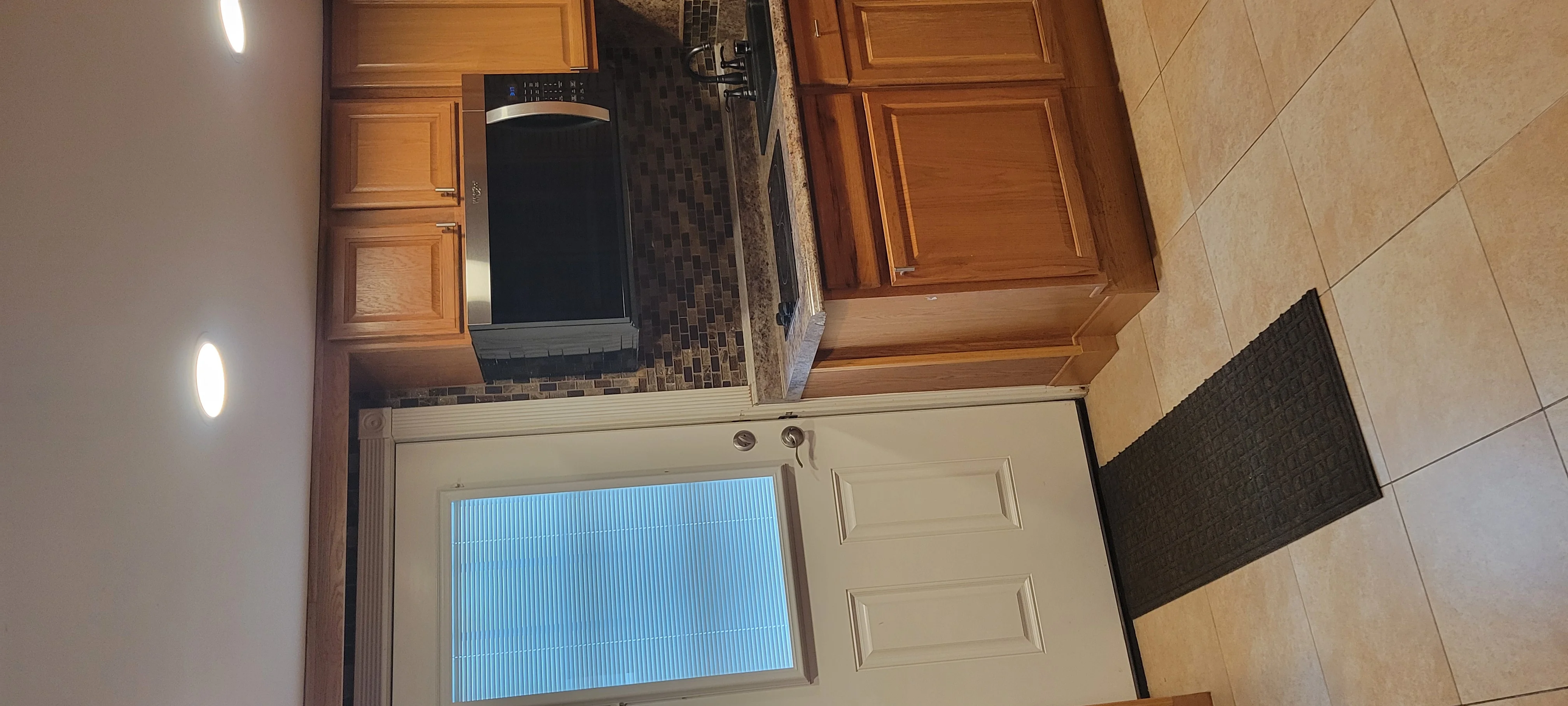 2 bed, 1 bath apartment for rent at 69 Nyack St Unit B, Watertown — photo 5 of 12