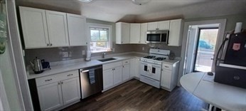 3 bed, 1 bath apartment for rent at 69 Ocean St Unit 69, Marshfield — photo 2 of 7