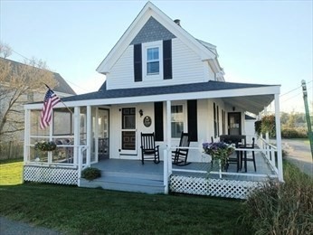 3 bed, 1 bath apartment for rent at 69 Ocean St Unit 69, Marshfield