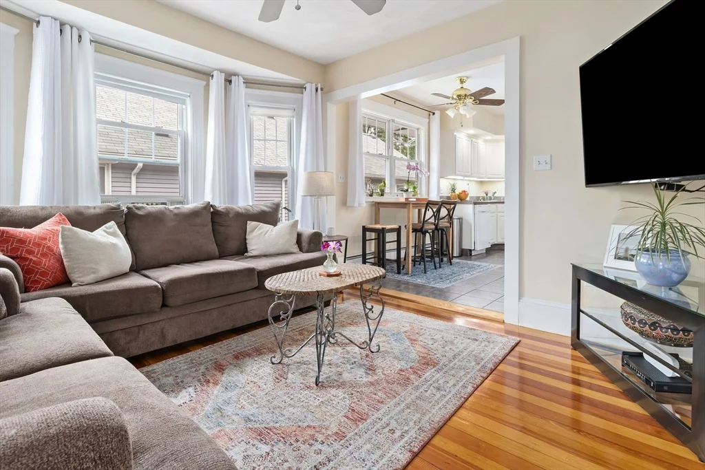 3 bed, 1 bath apartment for rent at 69 Orchard Unit 69, Medford Hillside — photo 4 of 11