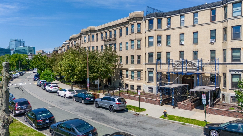 Studio bed, 1 bath apartment for rent at 69 Park Dr Unit 23, Fenway — photo 20 of 21