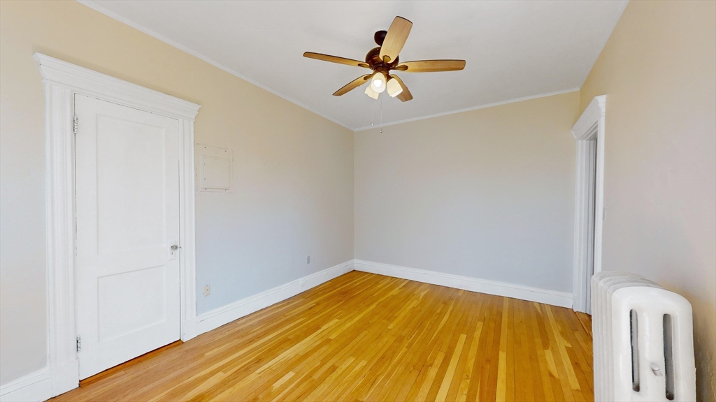 Studio bed, 1 bath apartment for rent at 69 Park Dr Unit 23, Fenway — photo 3 of 21