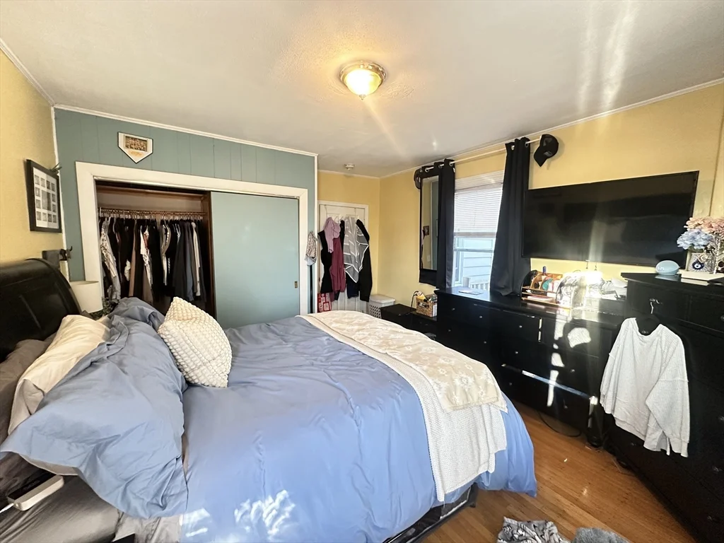 4 bed, 1 bath apartment for rent at 69 Partridge Ave Unit 2, Magoun Square — photo 8 of 17
