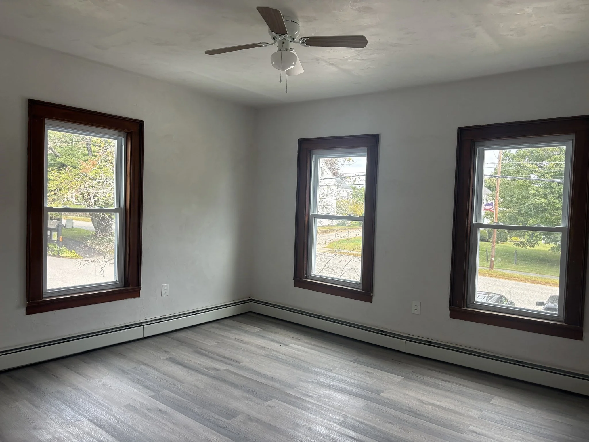 3 bed, 1 bath apartment for rent at 69 Petersham Rd Unit B, Hardwick — photo 6 of 14