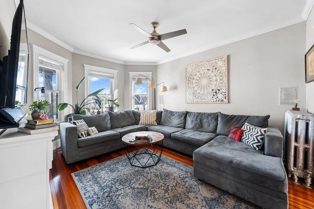 2 bed, 1 bath apartment for rent at 69 Pleasant St Unit 2, Dorchester