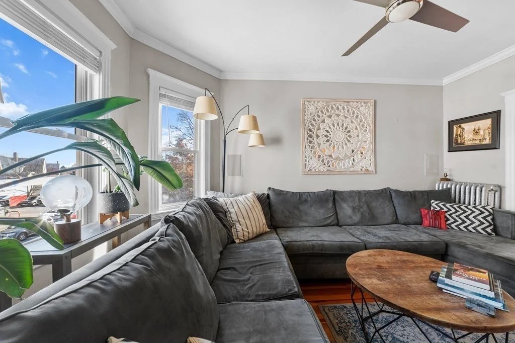 2 bed, 1 bath apartment for rent at 69 Pleasant St Unit 2, Dorchester — photo 3 of 15